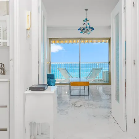 Vue Et Plein Centre A *