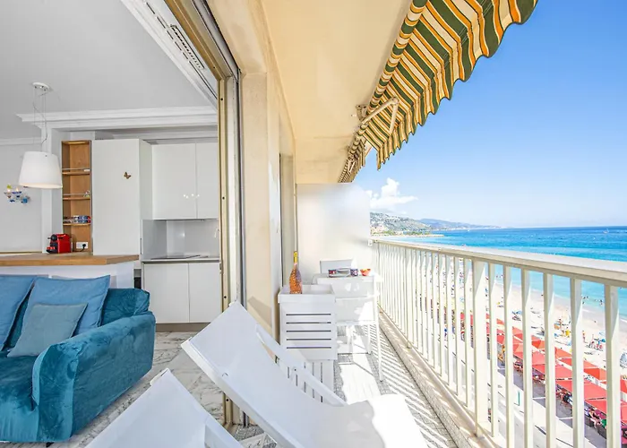 Apartment Vue Et Plein Centre A