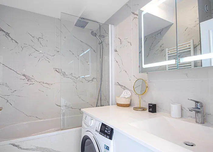 Vue Et Plein Centre A *