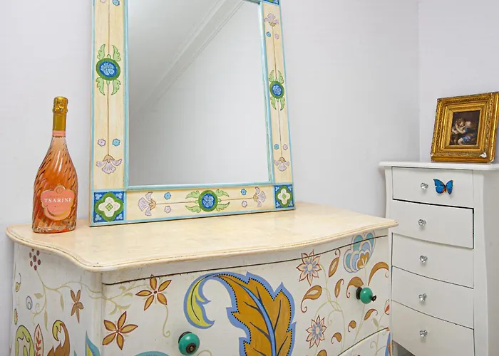 Vue Et Plein Centre A * 芒通